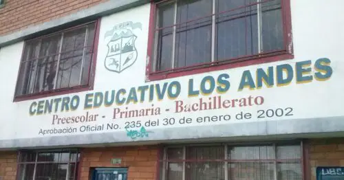 CENTRO EDUCATIVO LOS ANDES CARRERA 104F 129F 10 CENTRO EDUCATIVO LOS ANDES CARRERA 104F 129F 10